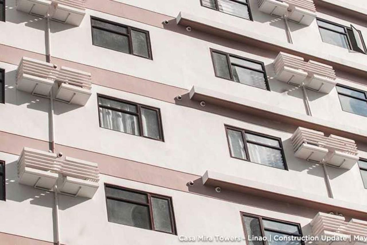 Modern & Comfy - 10 Mins To Sm Seaside Apartment